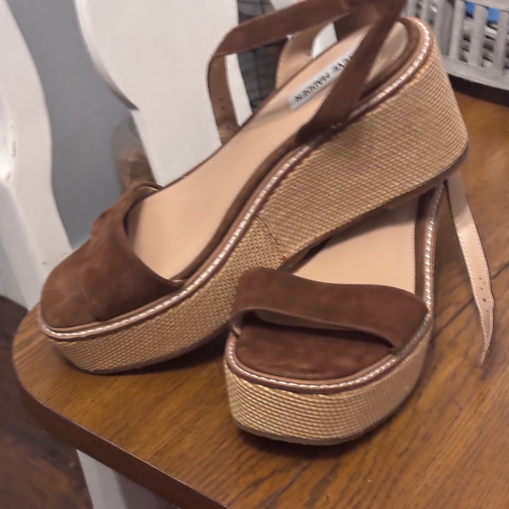 Steve Madden Brown Platform Sandals